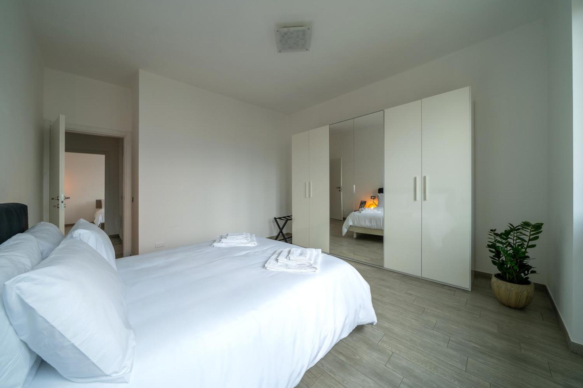 Honey House - Vista Lago E Montagne Luino Ngoại thất bức ảnh